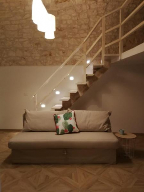 Solis Domus - Meridies